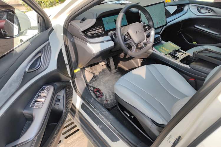 Used BYD Seal 2023 DM-i 1.5L 121km Luxury Model