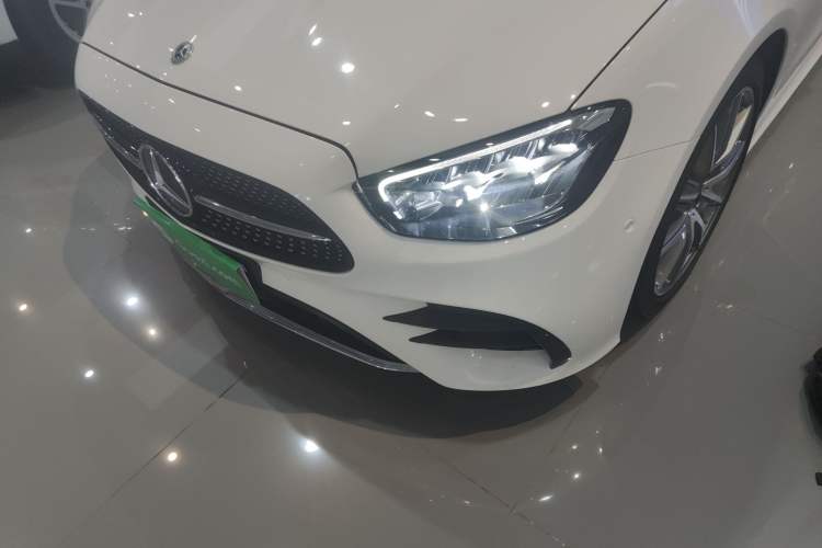 Used Mercedes-Benz E-Class 2023 E 260 Coupe
