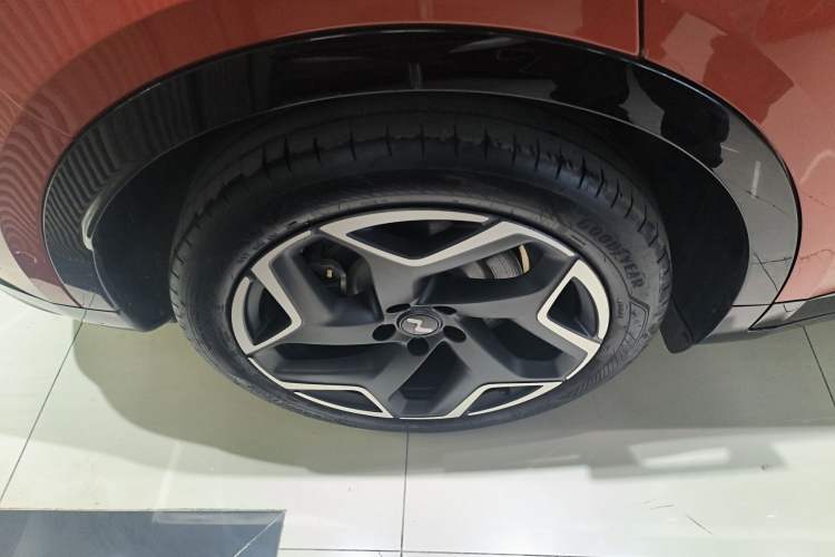 Used ONVO L60 2024 60 kWh Rear-Drive Version