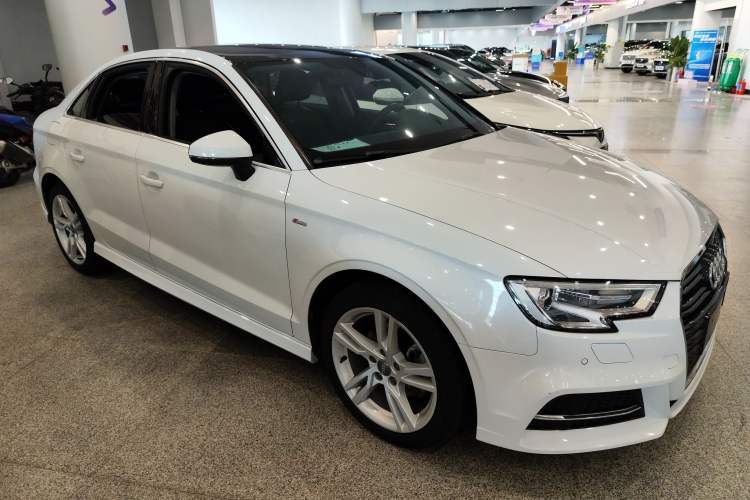 Used Audi A3 2018 30th Anniversary Edition Limousine 35 TFSI Fashion Model
