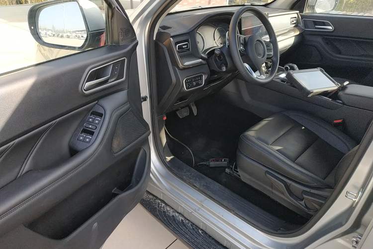 Used Great Wall Poer 2023 2.0T Commercial Version Automatic Gasoline 4x4 Elite Long-Box GW4C20B