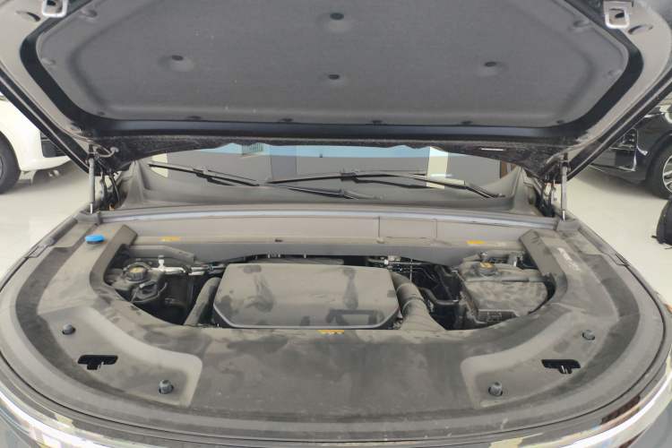 Used Li Auto L8 2024 PRO Model
