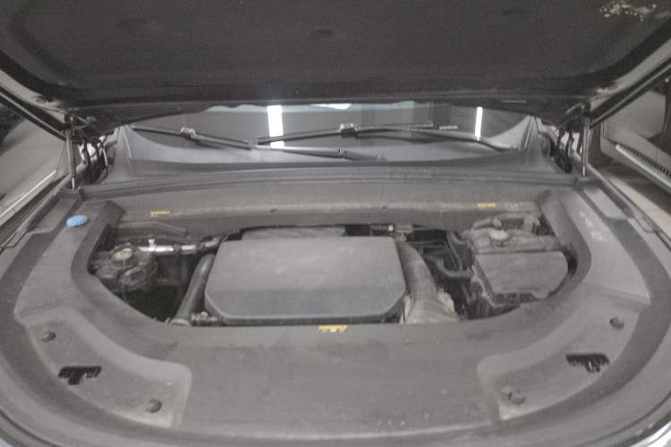 Used Li Auto L8 2023 Air model
