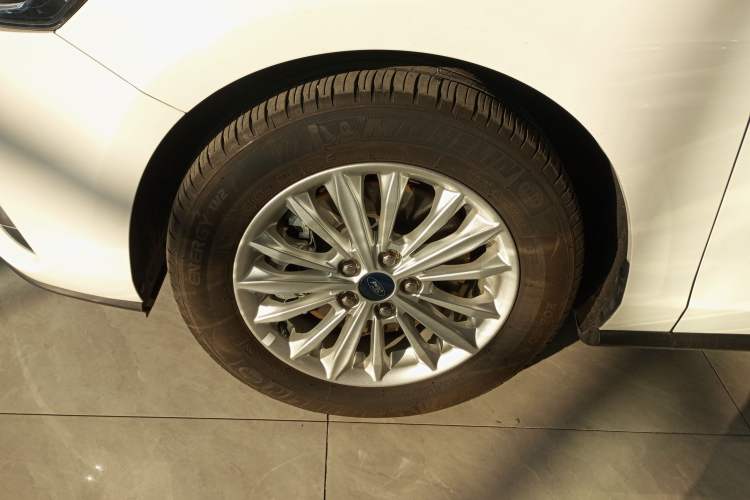 Used Ford Focus 2021 Sedan EcoBoost 180 Automatic Trendy Model