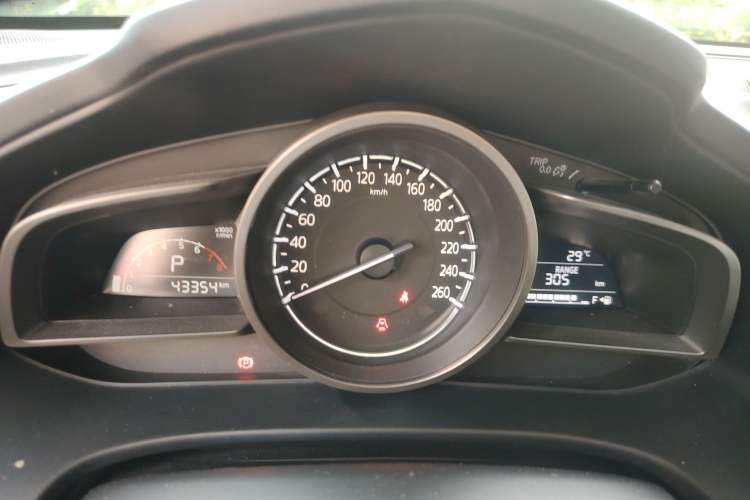 Used Mazda CX-4 2018 2.0L Automatic Two-Wheel Drive Blue Sky Premium Upgrade Version China VI Standard
