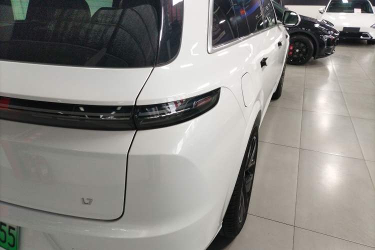 Used Li Auto L7 2023 Max model
