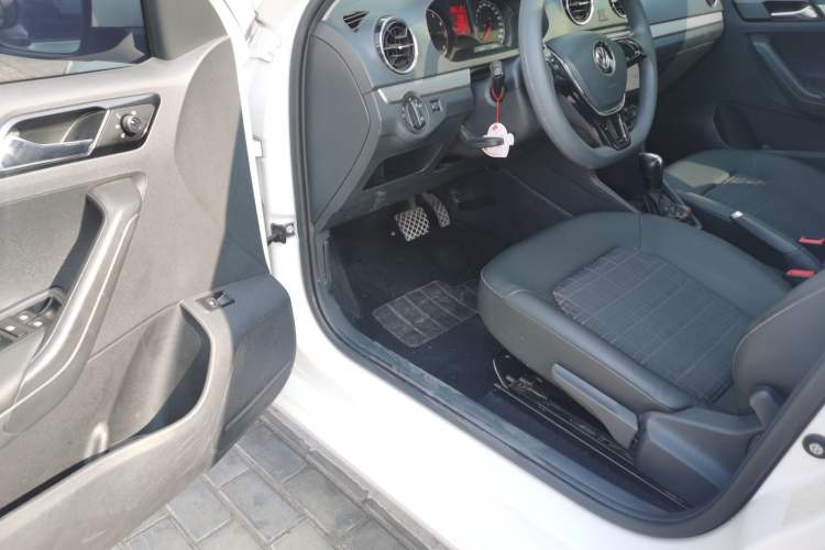 Used Volkswagen Jetta 2017 1.5L Automatic Comfort Model