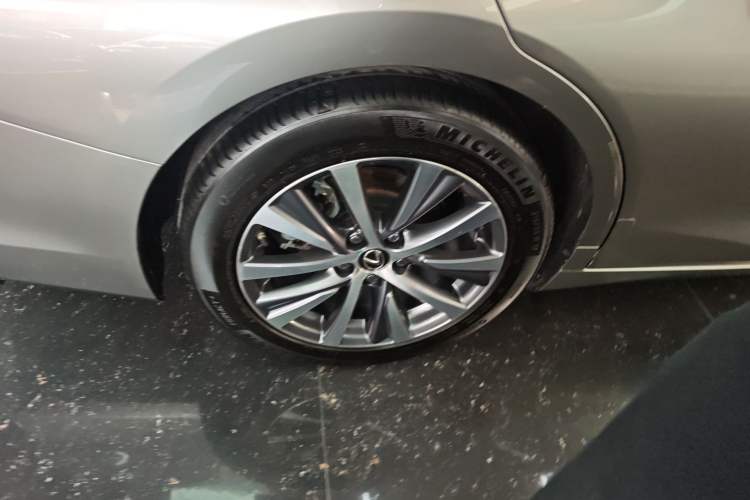 Used Lexus ES 2018 200 Excellence Edition China V Standard
