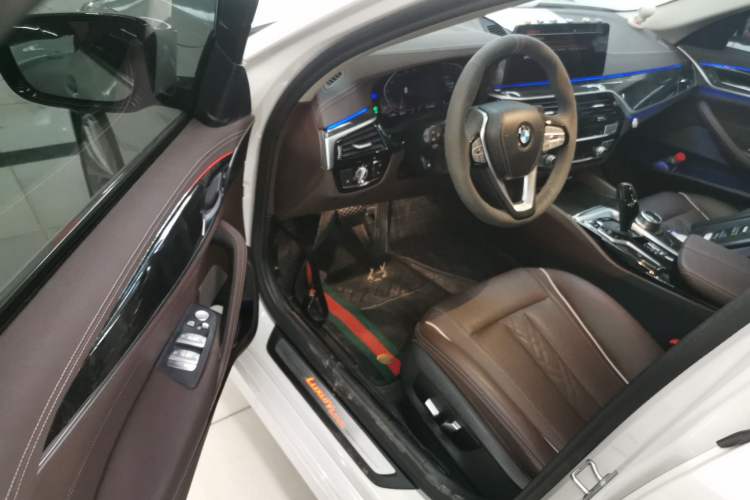 Used BMW 5 Series 2022 Restyled 525Li Luxury Package