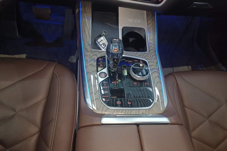 Used BMW X5 2022 xDrive 30Li M Sport Package