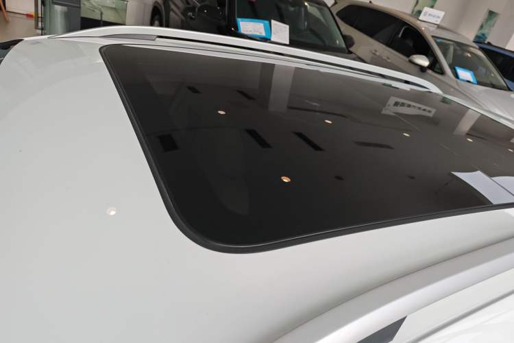 Used Volkswagen Tharu 2024 300TSI Two-Wheel-Drive Full Moon Edition
