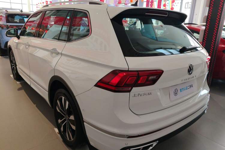 Used Volkswagen Tiguan L 2024 Outstanding Model 330TSI Automatic Two-Wheel Drive R-Line Dragon Glory Edition