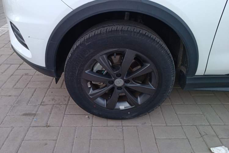 Used BYD Yuan New Energy 2019 EV360 Smart Connect Leading Model