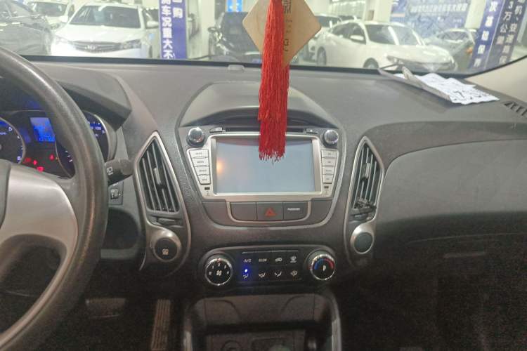 Used Hyundai ix35 2013 2.0L Automatic 2WD Comfort GL China IV Standard
