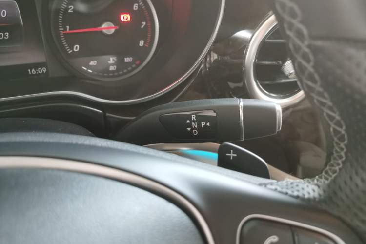 Used Mercedes-Benz V-Class 2018 V 260 L Prestige Extended Version China VI