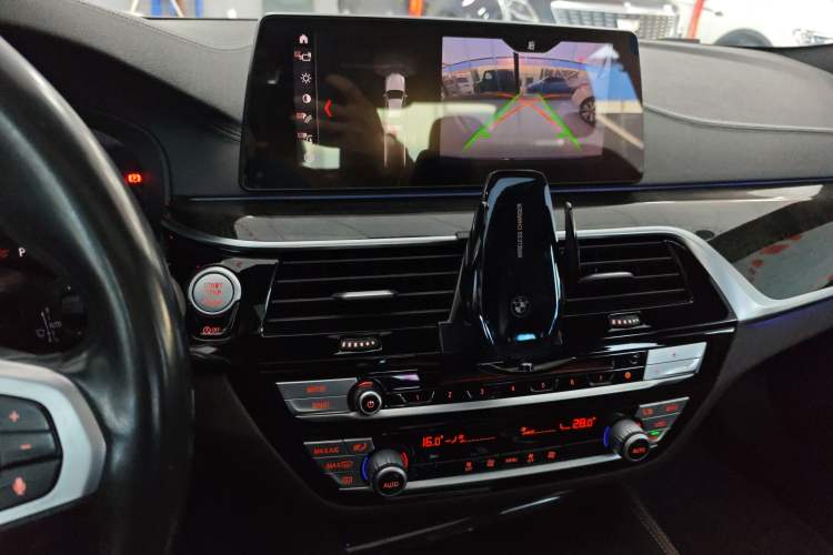 Used BMW 5 Series 2019 525Li M Sport Package
