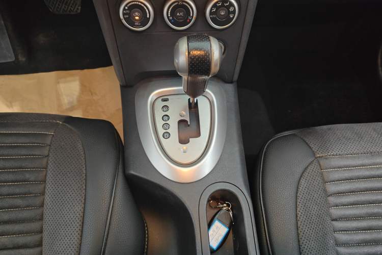 Used Nissan Qashqai 2012 2.0 XV LE CVT 2WD
