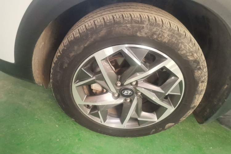 Used Hyundai Tucson 2019 280TGDi Dual-Clutch Two-Wheel Drive Fashion Edition China VI Standard
