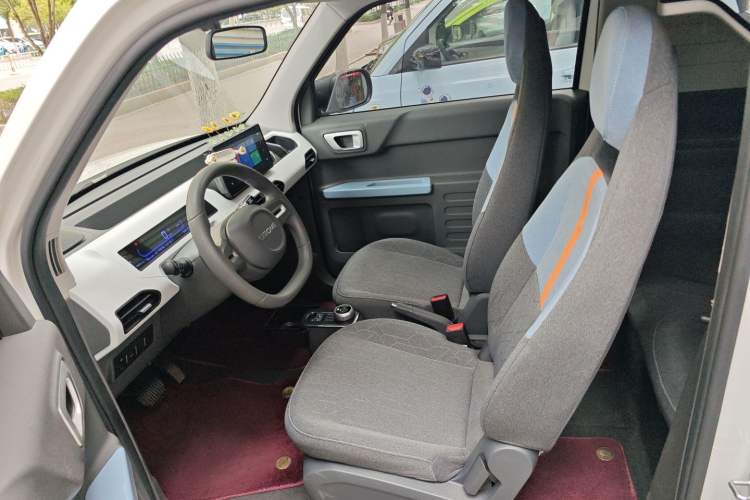 Used Geely Galaxy Panda 2023 Panda Mini 200km Endurance Bear
