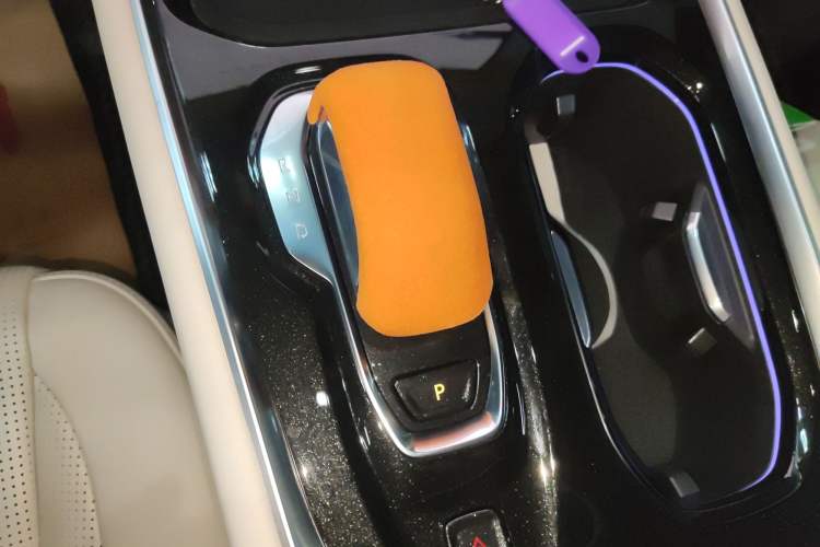 Used Zeekr 009 2024 Six-Seat Executive Version 4WD 108 kWh
