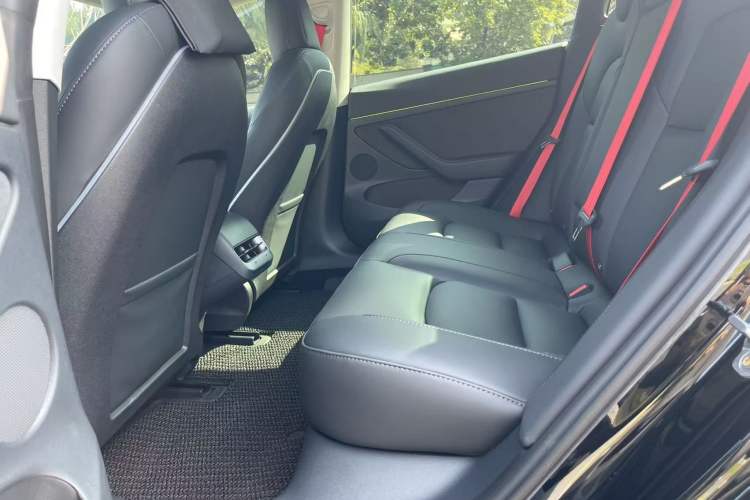 Used Tesla Model 3 2022 Rear-Wheel-Drive Version