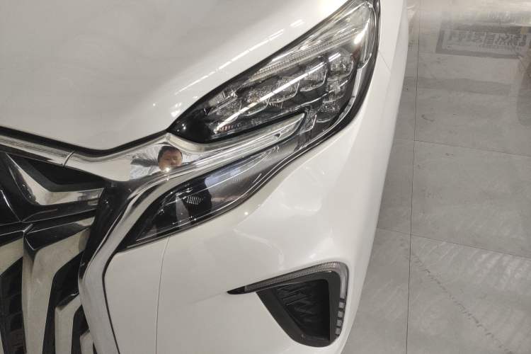 Used Buick GL8 2022 ES Landtrek 653T Comfort Edition
