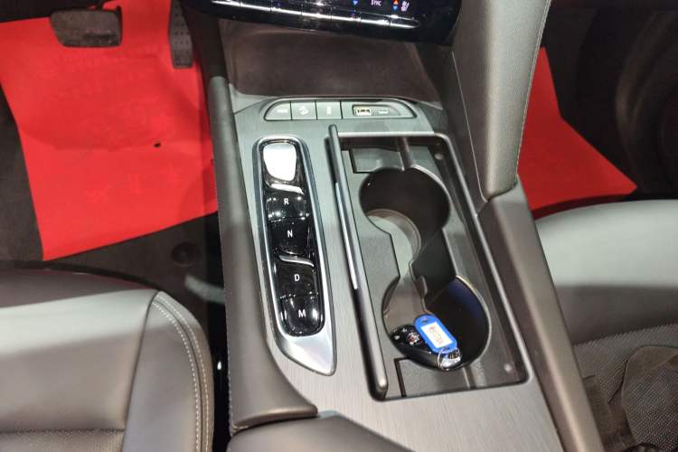 Used Buick Enclave 2022 652T Two-Wheel-Drive Prestige 7-Seater