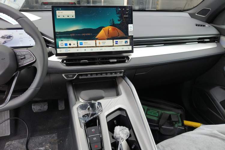 Used Geely Auto Preface 2025 Dongfang Yao 1.5TD Kunlun Edition