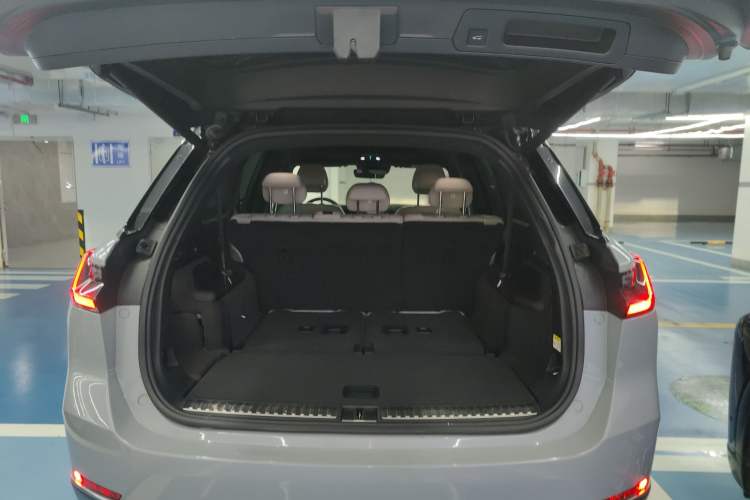 Used Nio ES8 2020 580 km Range 7-Seater Version