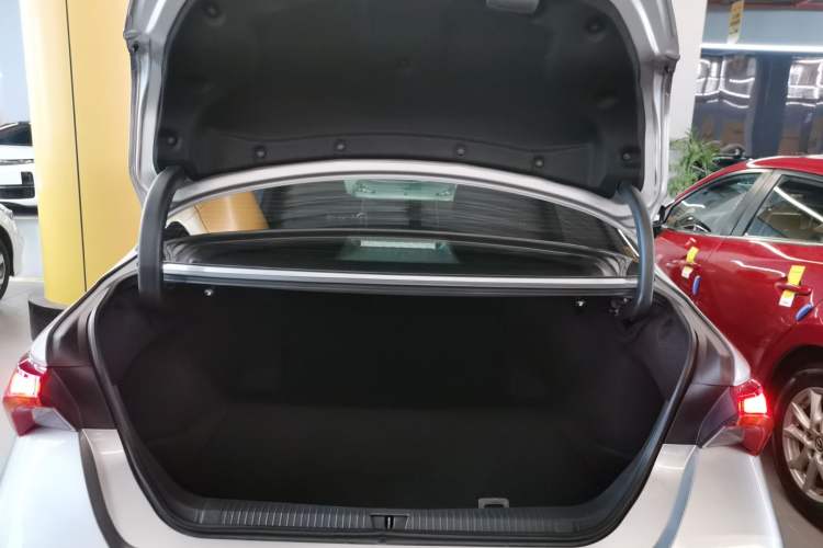 Used Toyota Avalon 2021 2.5L Luxury Edition
