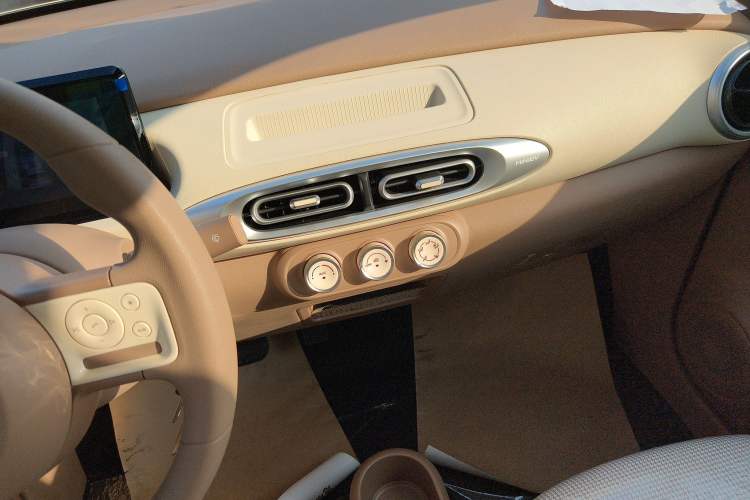 Used Wuling Hongguang MINIEV 2025 Four-Door Version Advanced Edition