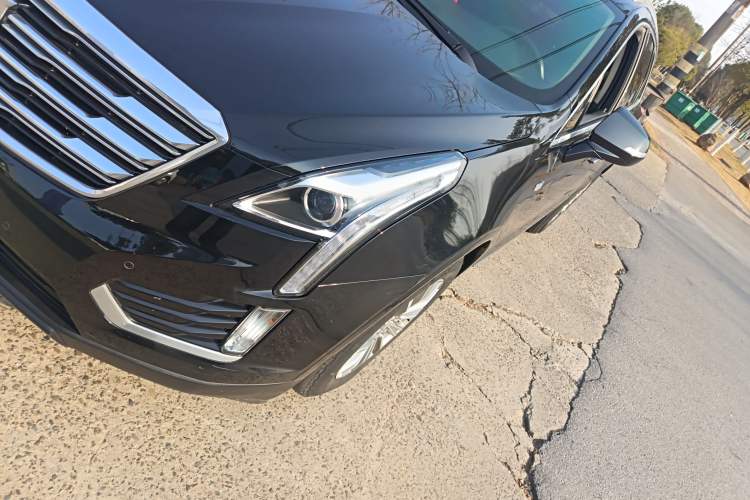 Used Cadillac XT5 2018 25T Luxury Model
