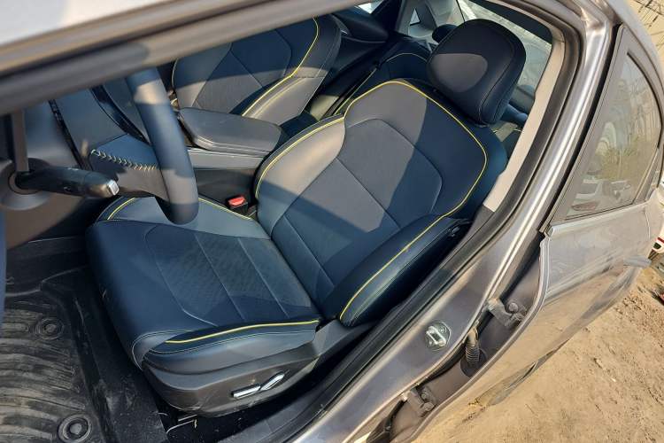 Used Geometry G6 2024 500KM Flagship Version
