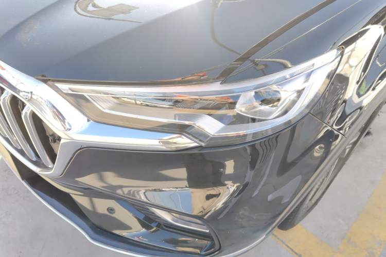 Used Hongqi HS5 2022 Revised Version 2.0T Smart Connect Flagship Edition