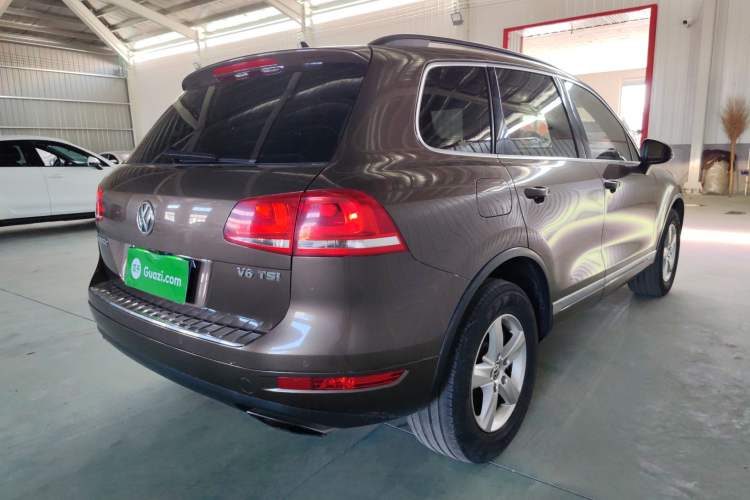 Used Volkswagen Touareg 2011 3.0 TSI Comfort Version