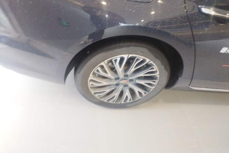Used Hongqi H5 2023 2.0T Automatic Smart Connect Flagship Edition
