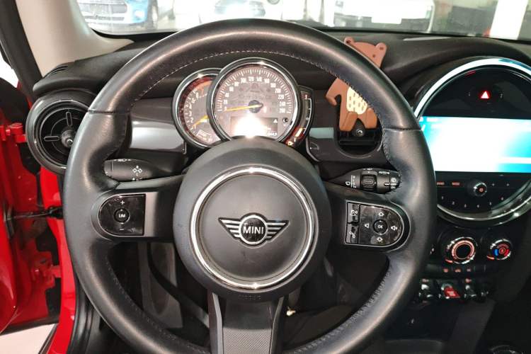 Used  MINI 2022 1.5T ONE
