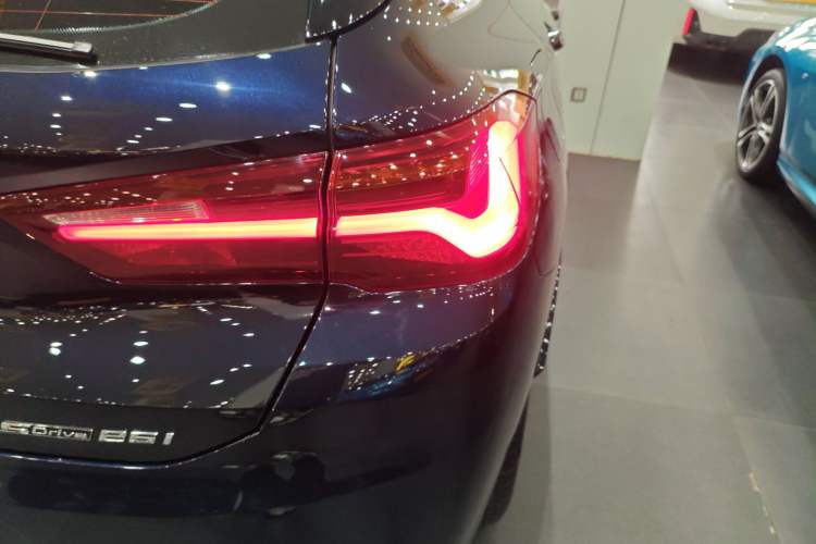 Used BMW X2 2023 sDrive 25i Shining Edition