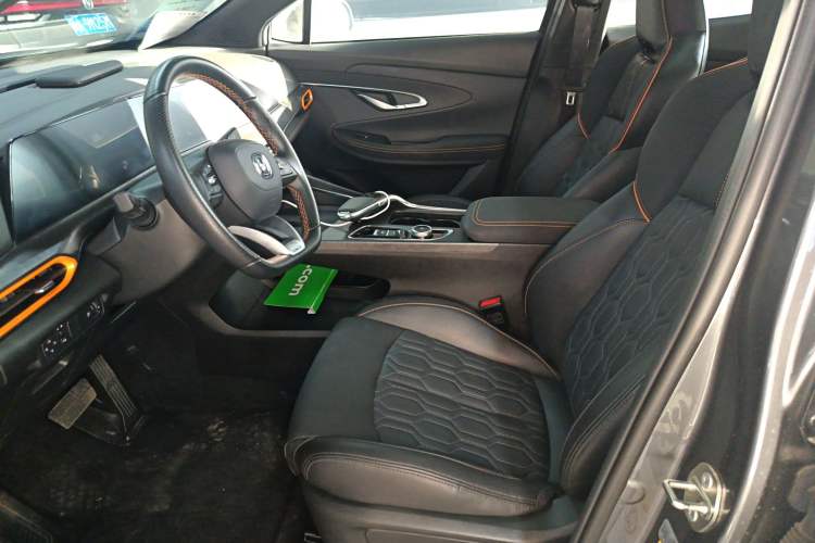 Used Changan UNI-T 2022 1.5T Prestige Version