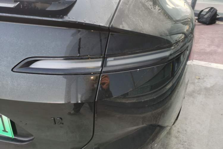 Used  12 2025 Ultra Extended-Range Edition
