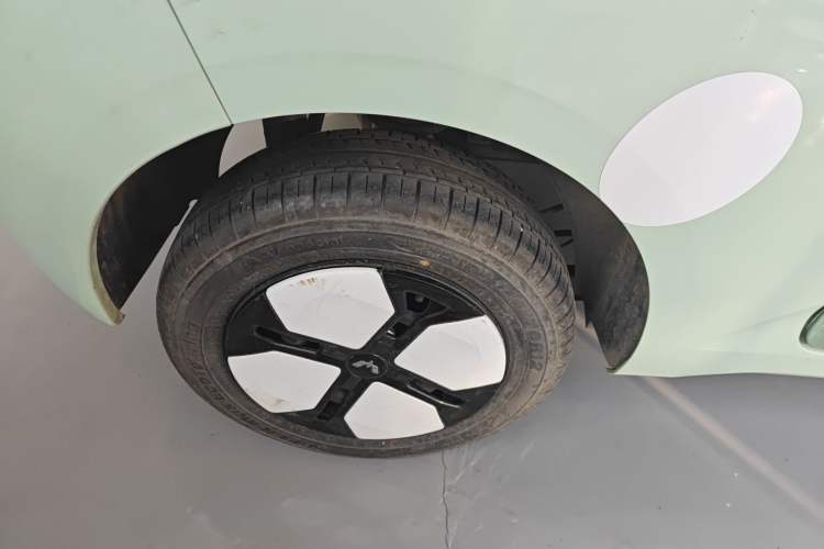 Used Wuling Hongguang MINIEV 2024 3rd Generation 215km Advanced Version
