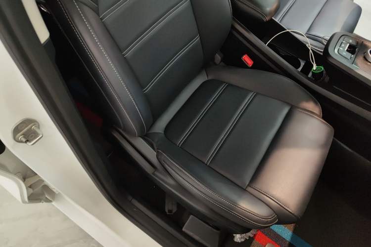 Used BYD e2 2019 Standard Range Model – Smart & Comfortable Version