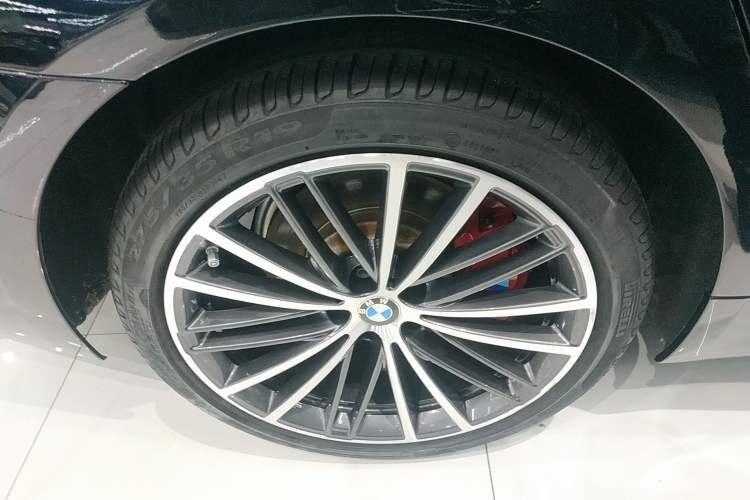 Used BMW 5 Series 2020 530Li Leading Model M Sport Package
