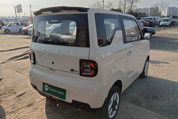 Used  Panda 2025 210 km – Yuanqi Bear
