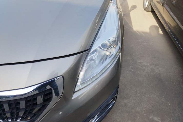 Used Peugeot 3008 2016 1.6THP Automatic Classic Edition
