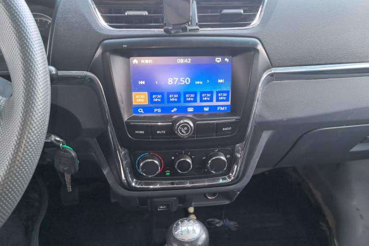 Used Jinbei Hiace X30 2021 1.5L Comfort Model Air-Conditioner-Free Version National VI Standard SWC15M Bus
