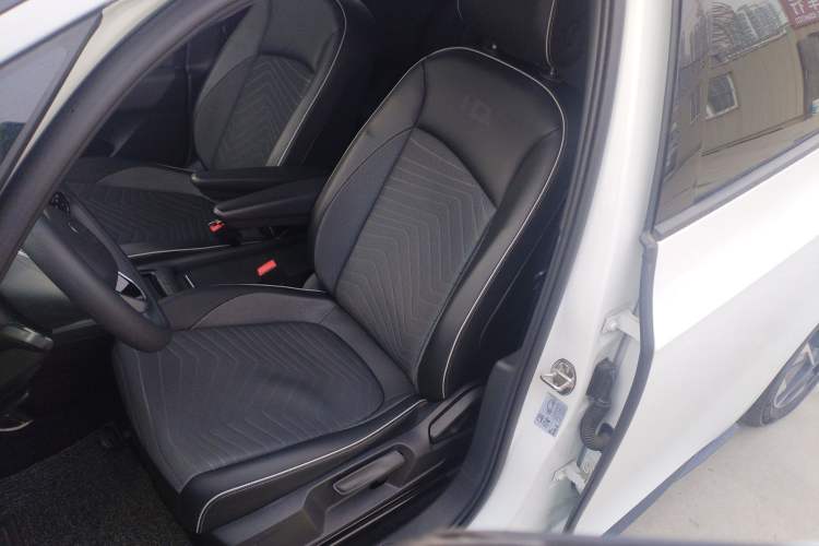 Used Volkswagen ID.3 2024 Pure & Smart Edition
