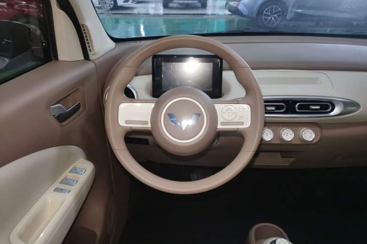 Used Wuling Hongguang MINIEV 2025 Four-Door Version Advanced Edition