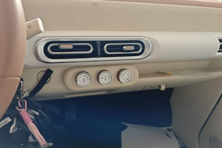 Used Wuling Hongguang MINIEV 2024 3rd Generation 215km Youth Edition