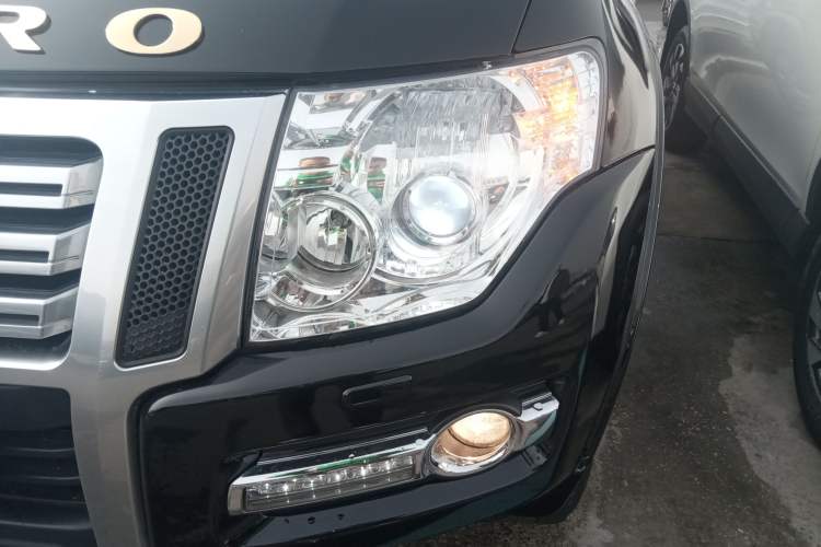 Used Mitsubishi Pajero 2019 3.0L Automatic Comfort Edition